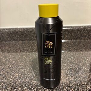 Starbucks New York City Water Bottle Vacuum Insulated Stainless Steel 20oz NWT
